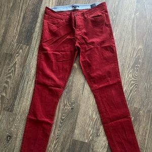 ⭐️3/$20  Red Tommy Hilfiger cords, size 10